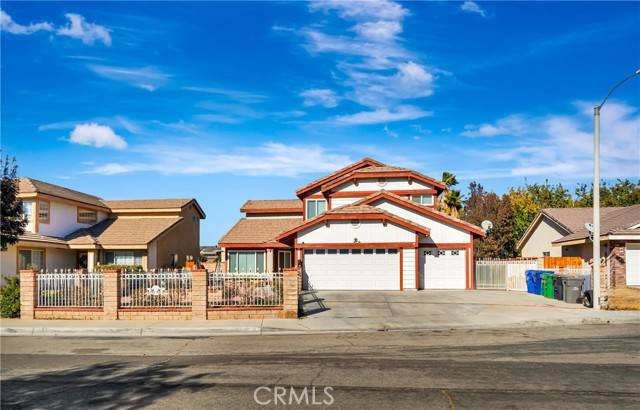 Lancaster, CA 93535,2639 Harmony Way