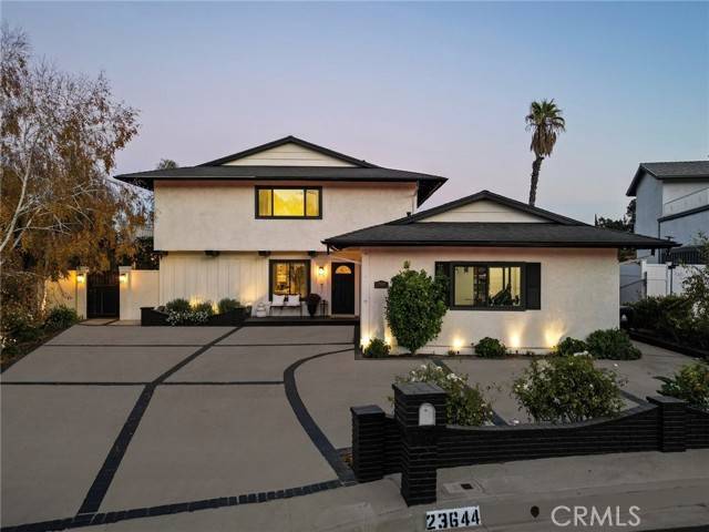 West Hills, CA 91304,23644 Del Cerro Circle