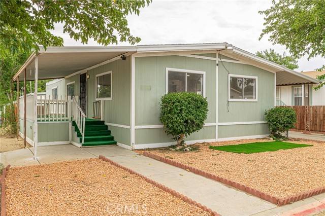 Palmdale, CA 93550,3524 E R #300