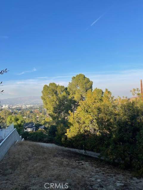 Woodland Hills, CA 91364,4742 Bedel