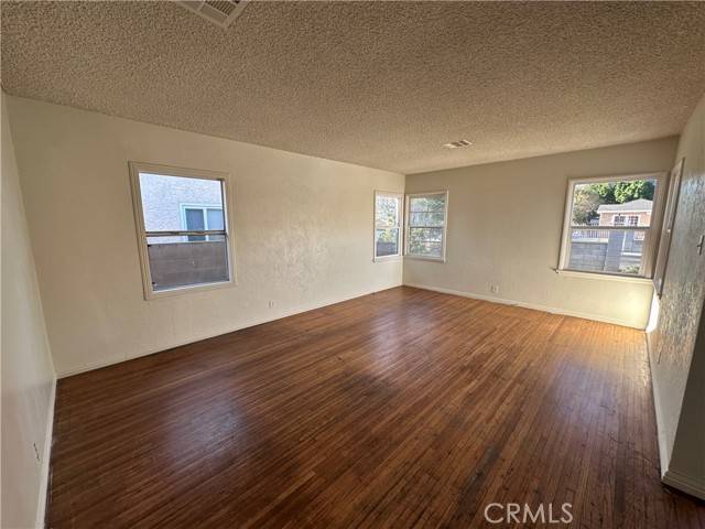 Sylmar, CA 91342,14810 Oro Grande Street