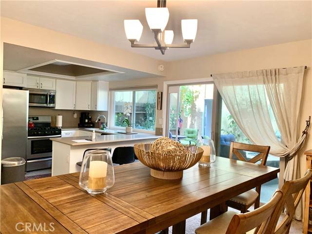 Winnetka, CA 91306,20127 Leadwell Street #6