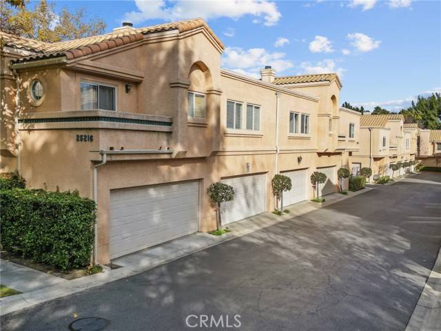 Stevenson Ranch, CA 91381,25216 Steinbeck Avenue #F