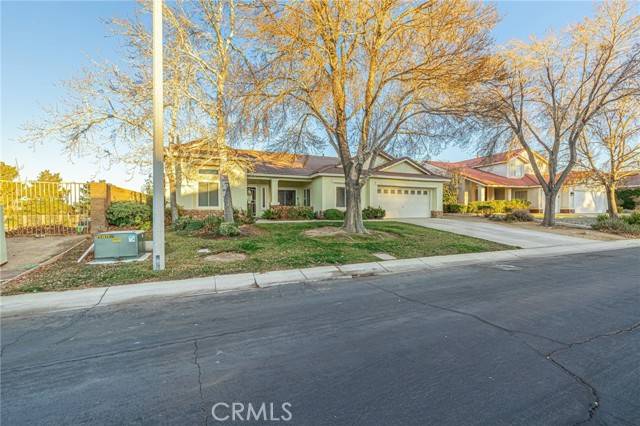 Palmdale, CA 93551,41002 Flagstone Street