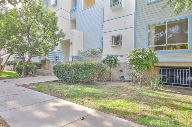 Glendale, CA 91206,345 N Kenwood #205