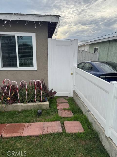 Hawthorne, CA 90250,5146 W 135th Street