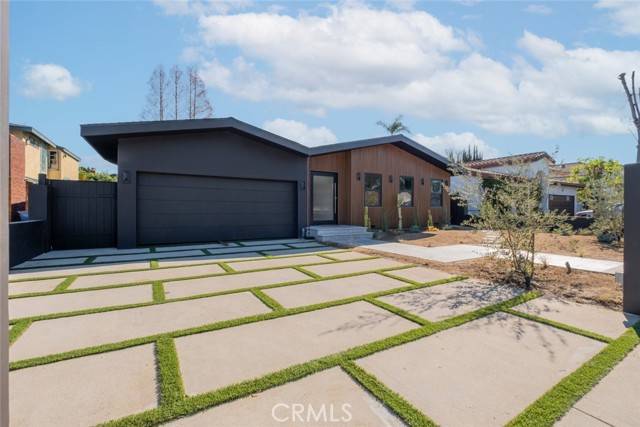 Encino, CA 91436,5016 Rubio Avenue