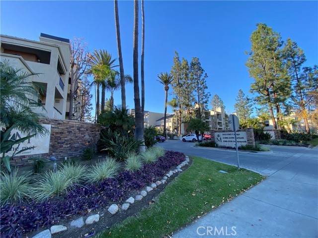 Woodland Hills, CA 91367,5515 Canoga Avenue #115