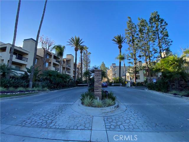 Woodland Hills, CA 91367,5515 Canoga Avenue #115