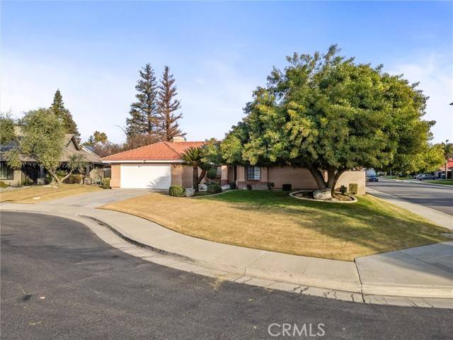 Bakersfield, CA 93311,2704 Lehr Place