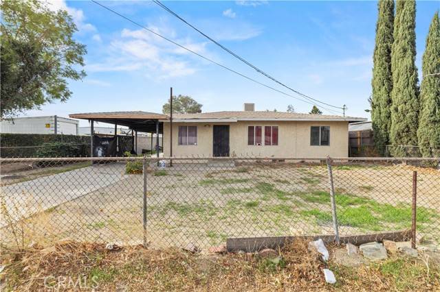 Fontana, CA 92335,9196 Redwood Avenue