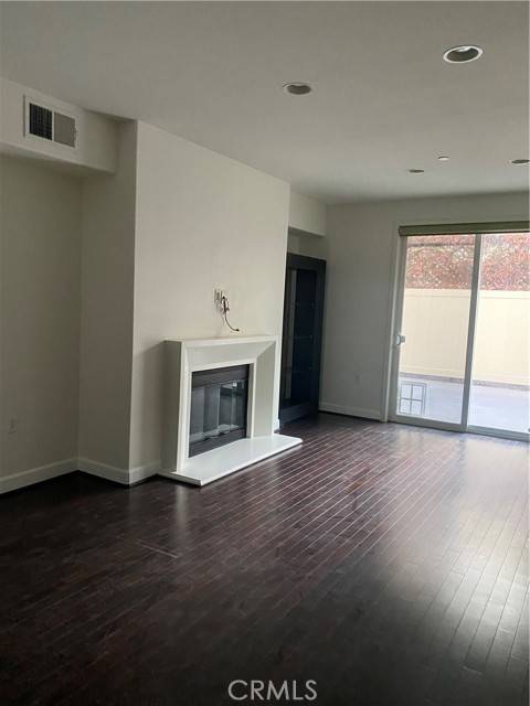 Sherman Oaks, CA 91401,14412 Killion Street #106