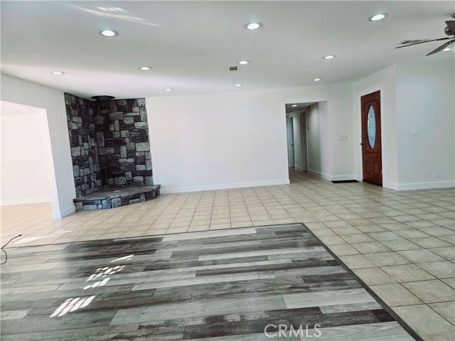 Palmdale, CA 93552,5930 E Avenue T2