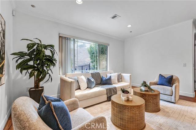 Studio City, CA 91604,11145 Sunshine Terrace #2