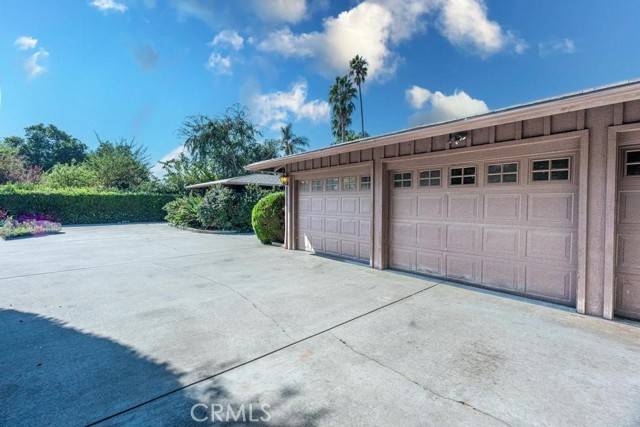 Van Nuys, CA 91401,6255 Matilija Avenue