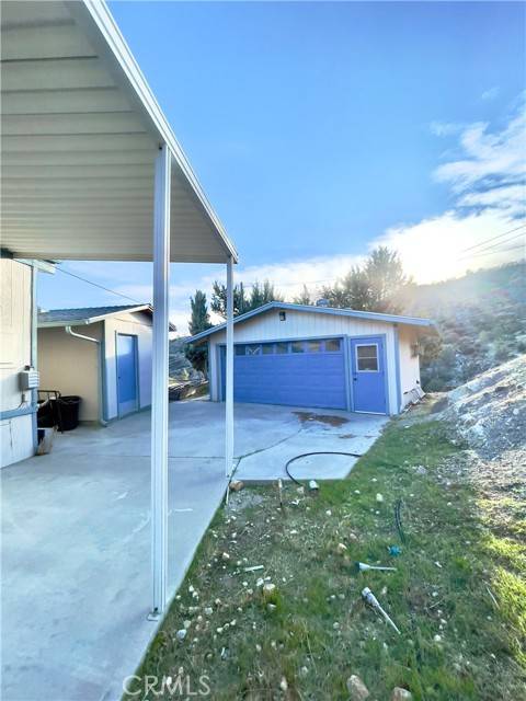 Wofford Heights, CA 93285,401 Oakwood Dr