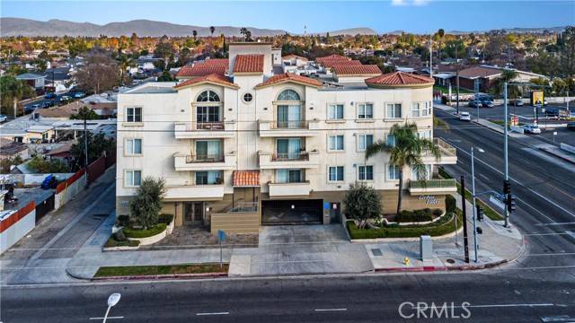 Reseda, CA 91335,6800 Corbin Avenue #105