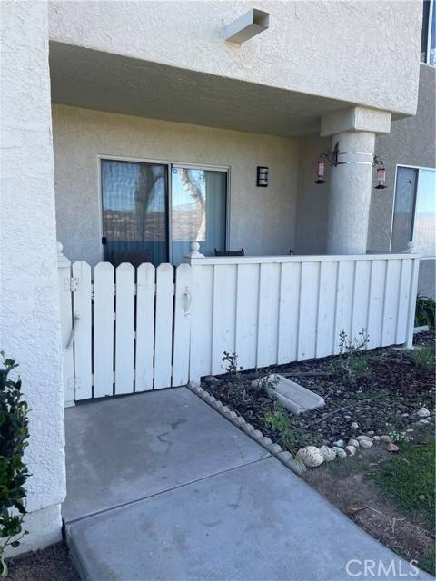 Newhall, CA 91321,24435 Valle Del Oro #101