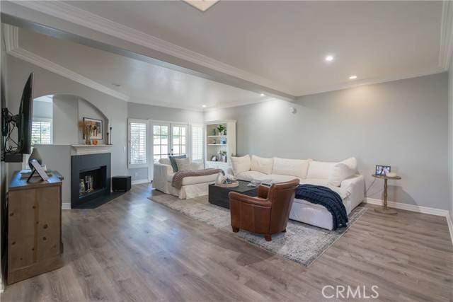 Westlake Village, CA 91362,998 Blue Mountain Circle