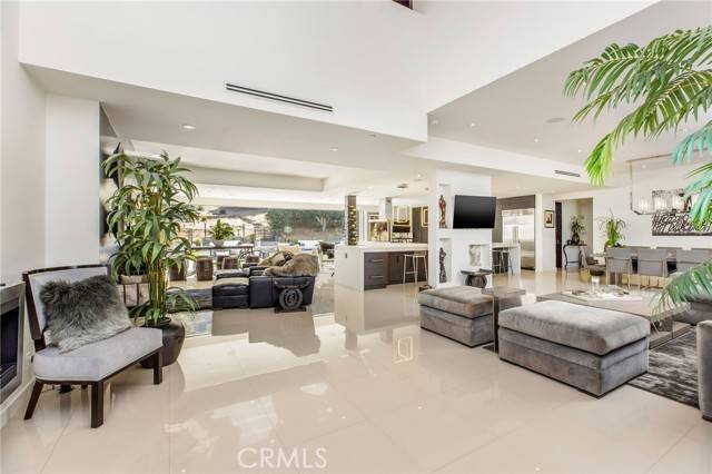Bell Canyon, CA 91307,207 Saddlebow Road