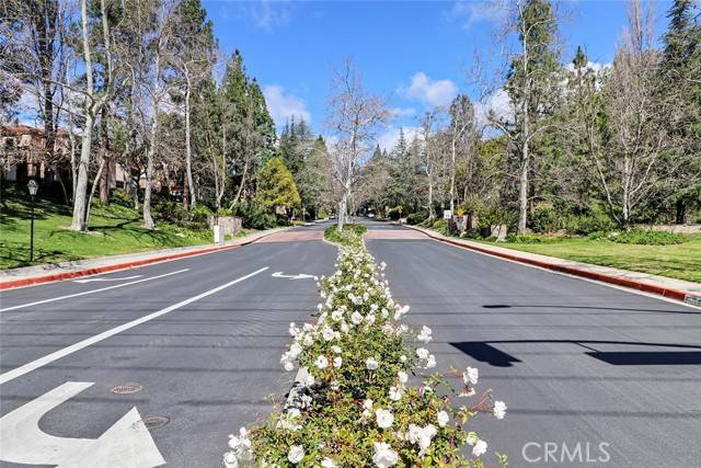 Thousand Oaks, CA 91362,187 Via Colinas