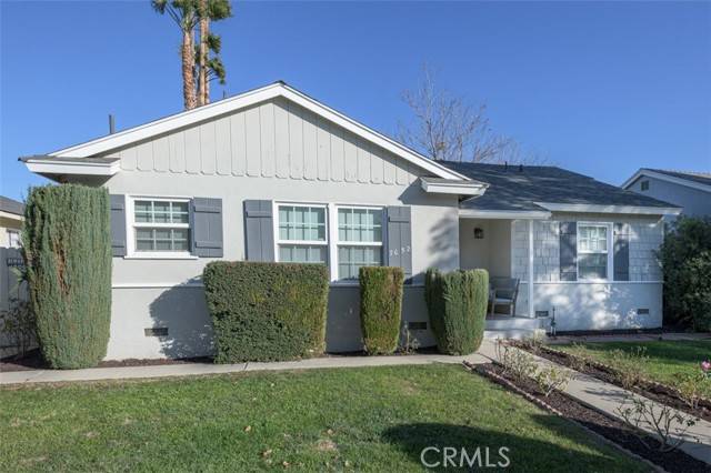 Reseda, CA 91335,7052 Corbin Avenue