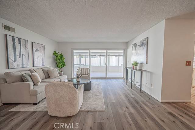 Newhall, CA 91321,26478 Fairway Circle