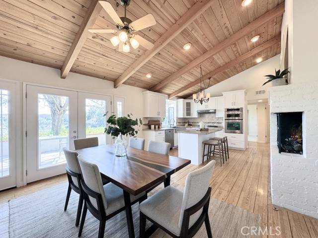 Woodland Hills, CA 91364,22217 Cass Avenue
