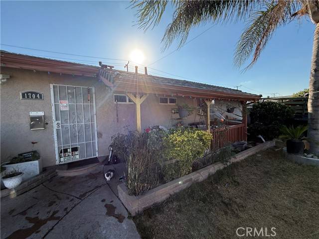 Simi Valley, CA 93065,1704 Alviso Street