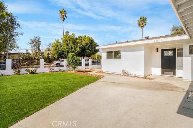 Sun Valley, CA 91352,11323 Arminta Street