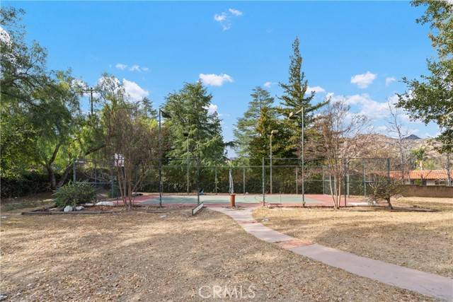 Chatsworth, CA 91311,22427 Plummer Street
