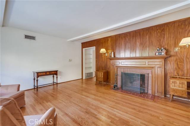 Valley Village, CA 91607,12613 Killion Street