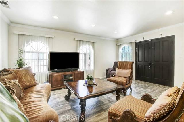Sherman Oaks, CA 91401,14349 Tiara Street