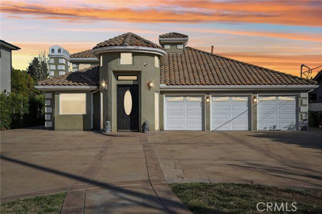 Sherwood Forest, CA 91325,8820 Encino Avenue