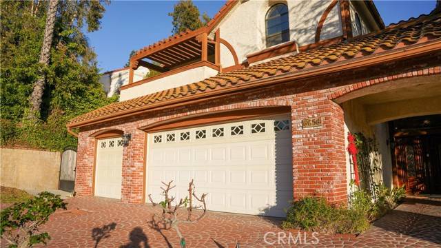 Agoura Hills, CA 91301,6056 Lake Lindero Drive