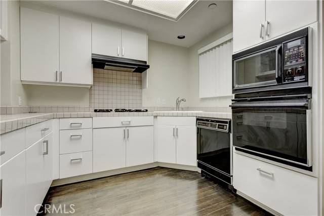 Studio City, CA 91604,4326 Babcock Avenue #104