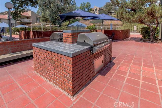 Thousand Oaks, CA 91360,286 Oak Leaf #24