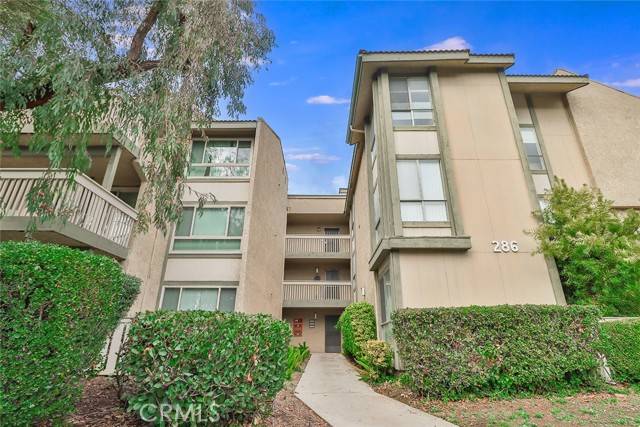 Thousand Oaks, CA 91360,286 Oak Leaf #24