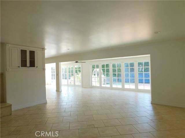 Sherwood Forest, CA 91325,8535 Paso Robles Avenue