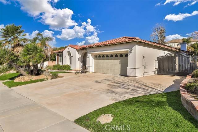 Simi Valley, CA 93063,5421 Moonshadow Street