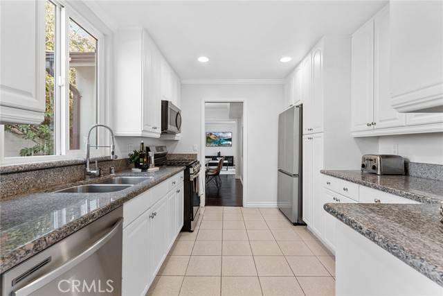 Lake Balboa, CA 91406,6406 Aldea Avenue