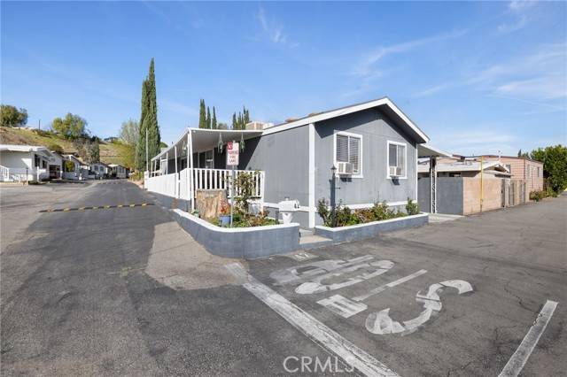 Canyon Country, CA 91387,18145 Soledad Canyon #42