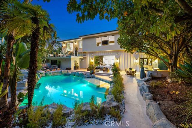 Encino, CA 91316,4609 Louise Avenue