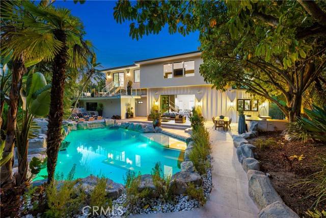 Encino, CA 91316,4609 Louise Avenue