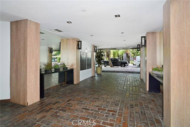 West Hollywood, CA 90069,720 Huntley Drive #212