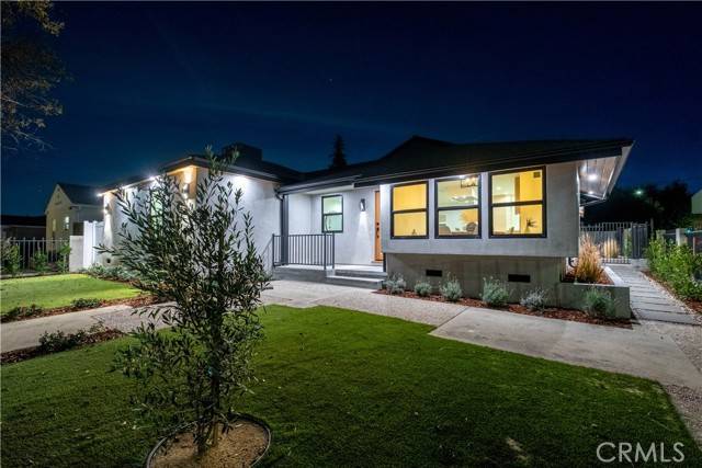 Tarzana, CA 91356,18848 Collins Street