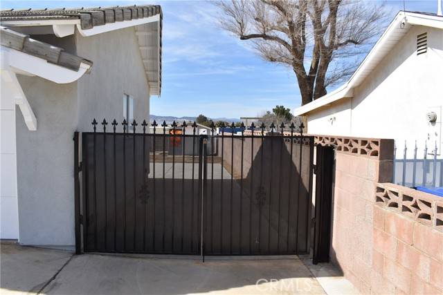 Lancaster, CA 93536,43027 50th Street