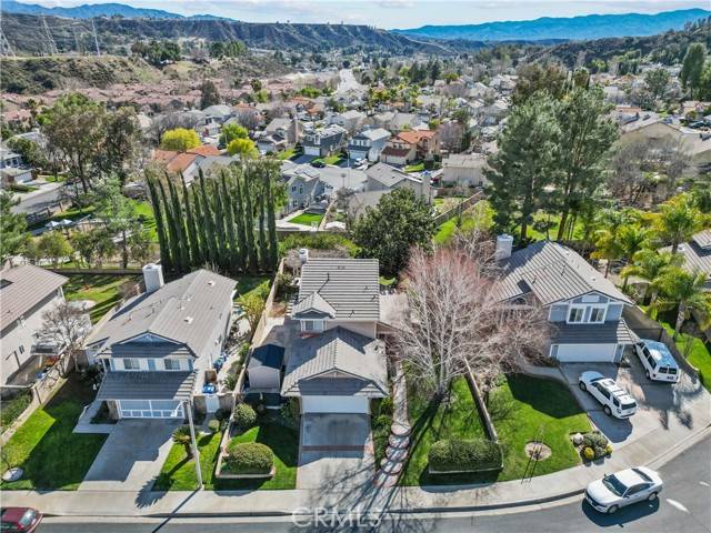 Saugus, CA 91350,21622 Newton Court