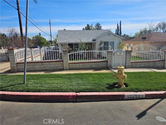 Sylmar, CA 91342,13232 HERRON