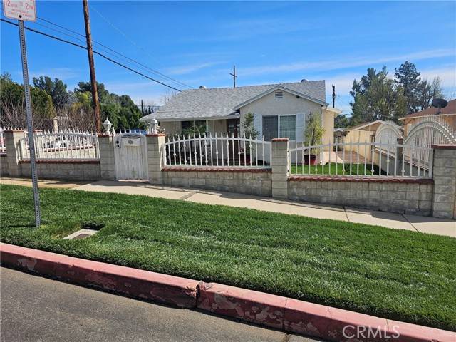 Sylmar, CA 91342,13232 HERRON